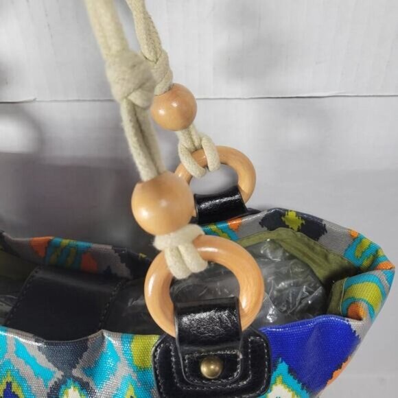 Plum Brand Multicolored Fabric Southwestern Wood Accent Woven Shoulder Handbag - Picture 5 of 12